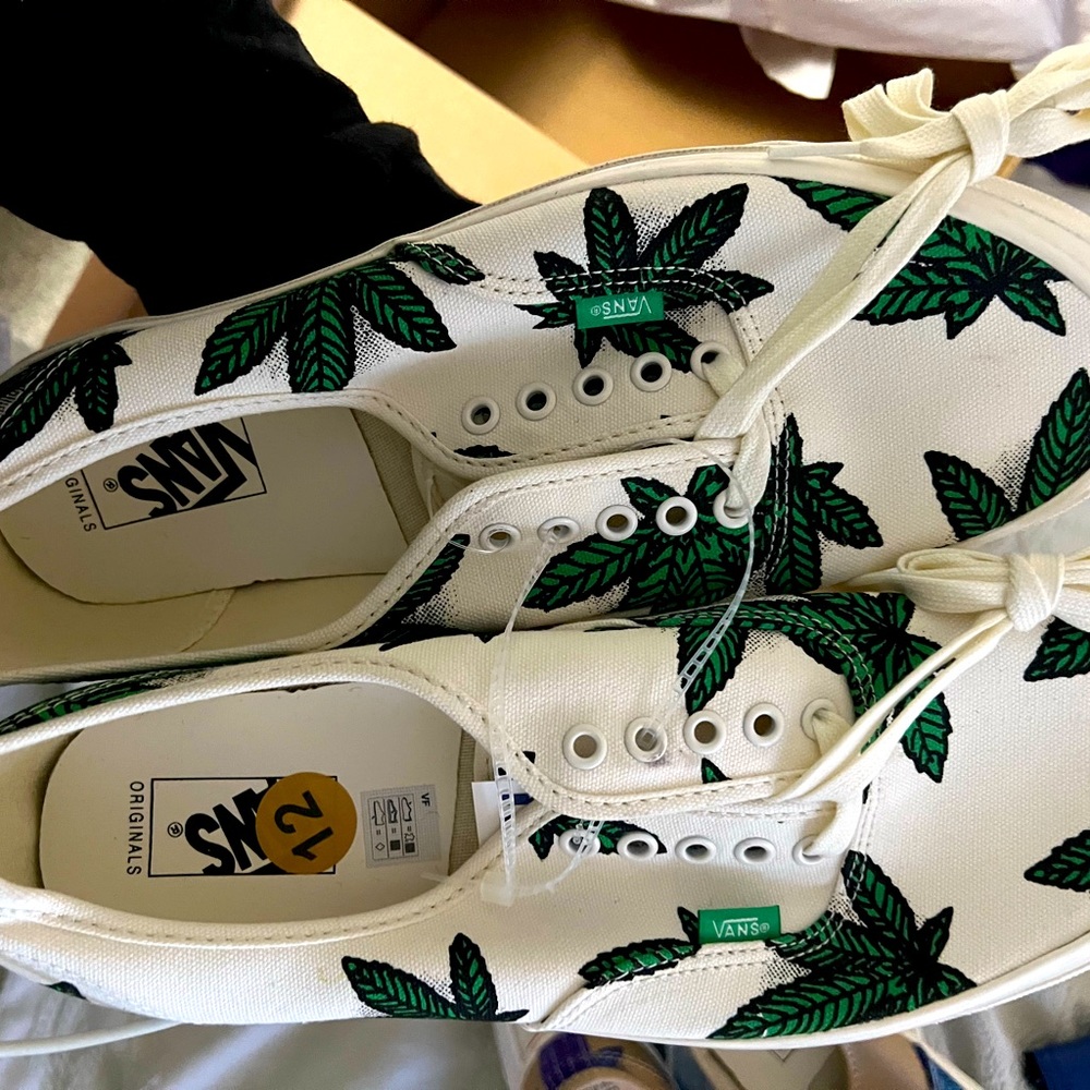 Men Vans UA OG Authentic LX Sweet Leaf: White